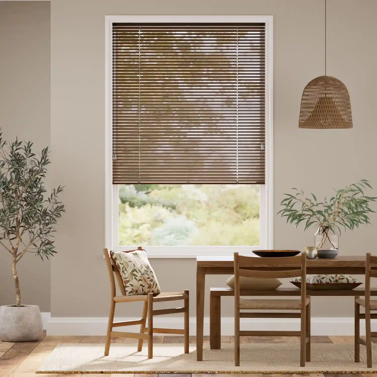 Walnut Venetian Blind - 25mm Slat_11zon